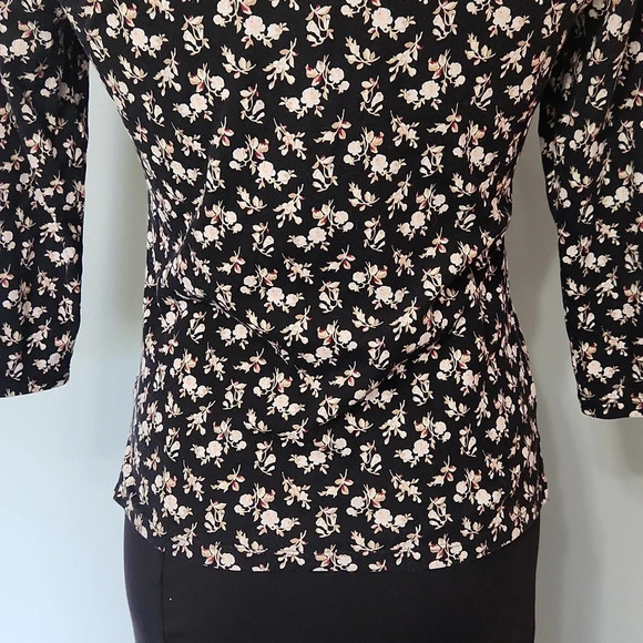 Lauren Ralph Lauren Floral 3/4 Sleeve Top - Picture 12 of 14